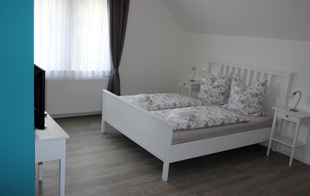 Haus Im Donautal Hotel บอยรอน ภายนอก รูปภาพ