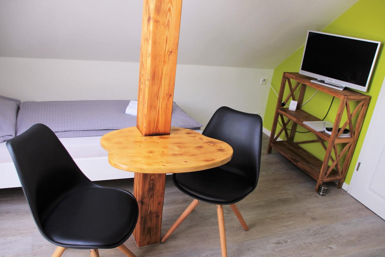 Haus Im Donautal Hotel บอยรอน ห้อง รูปภาพ