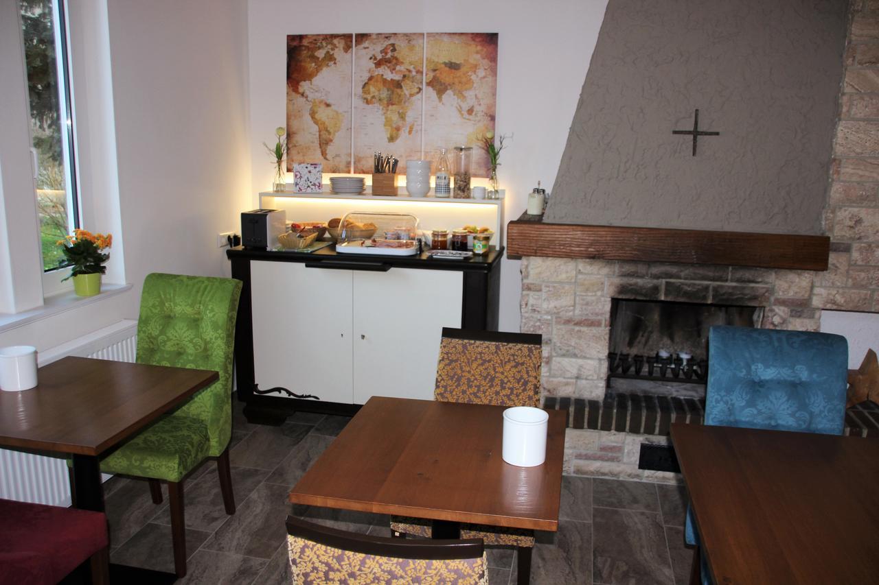 Haus Im Donautal Hotel บอยรอน ภายนอก รูปภาพ